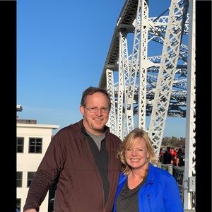 Meet your Posher, Robert